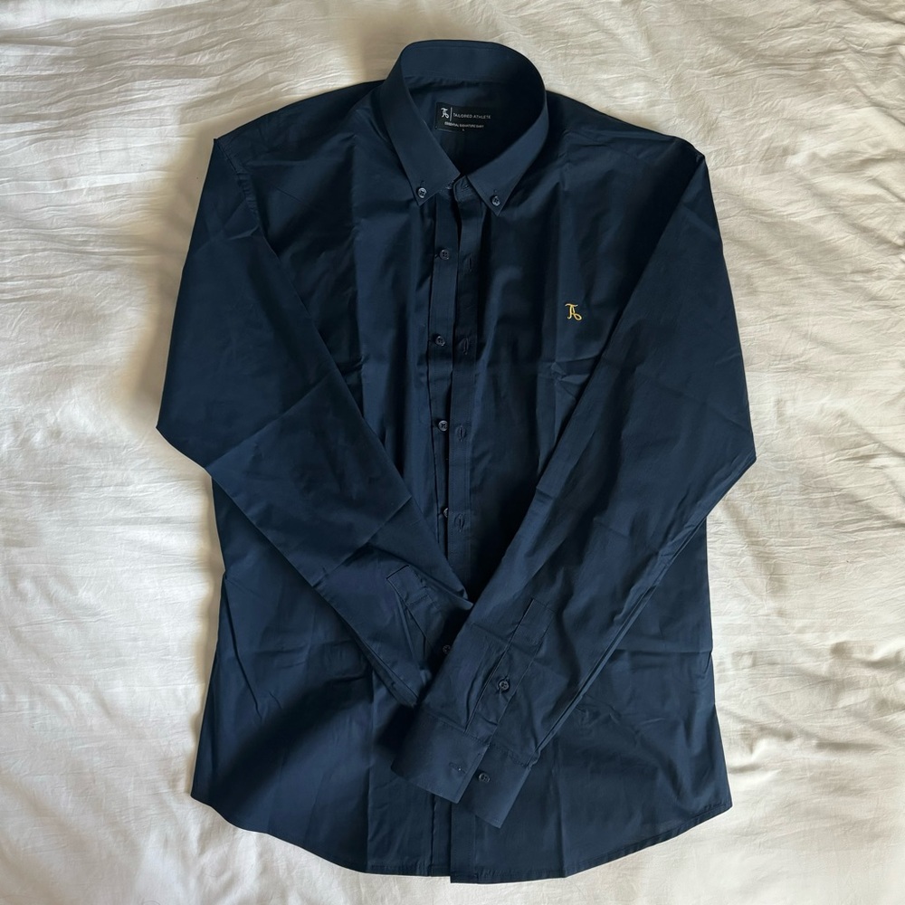 The Tailored Athlete Long Sleeve Button-down Dress Shirt Navy Size L Like New